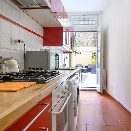 Monserrato Apartment *